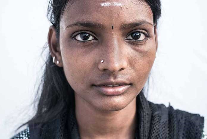A young women from Karunalaya, India