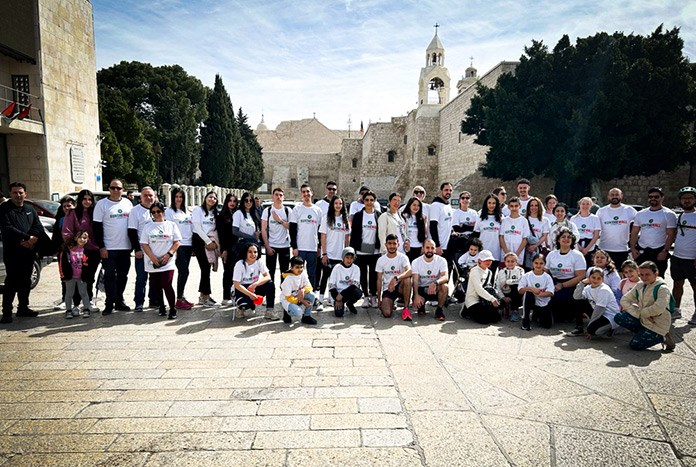 Runners in Bethlehem taking part in Amos Trust’s Run The Wall in March 2024
