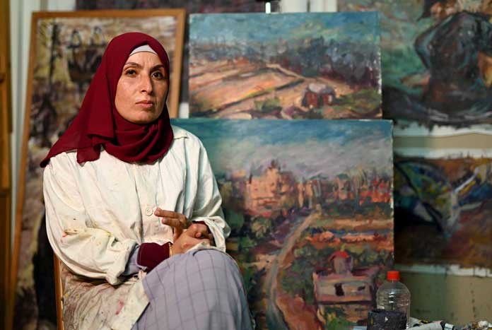 Gazan artist Ruqaia Alulu
