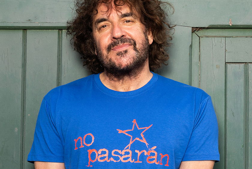 Singer/songwriter, Ian Prowse